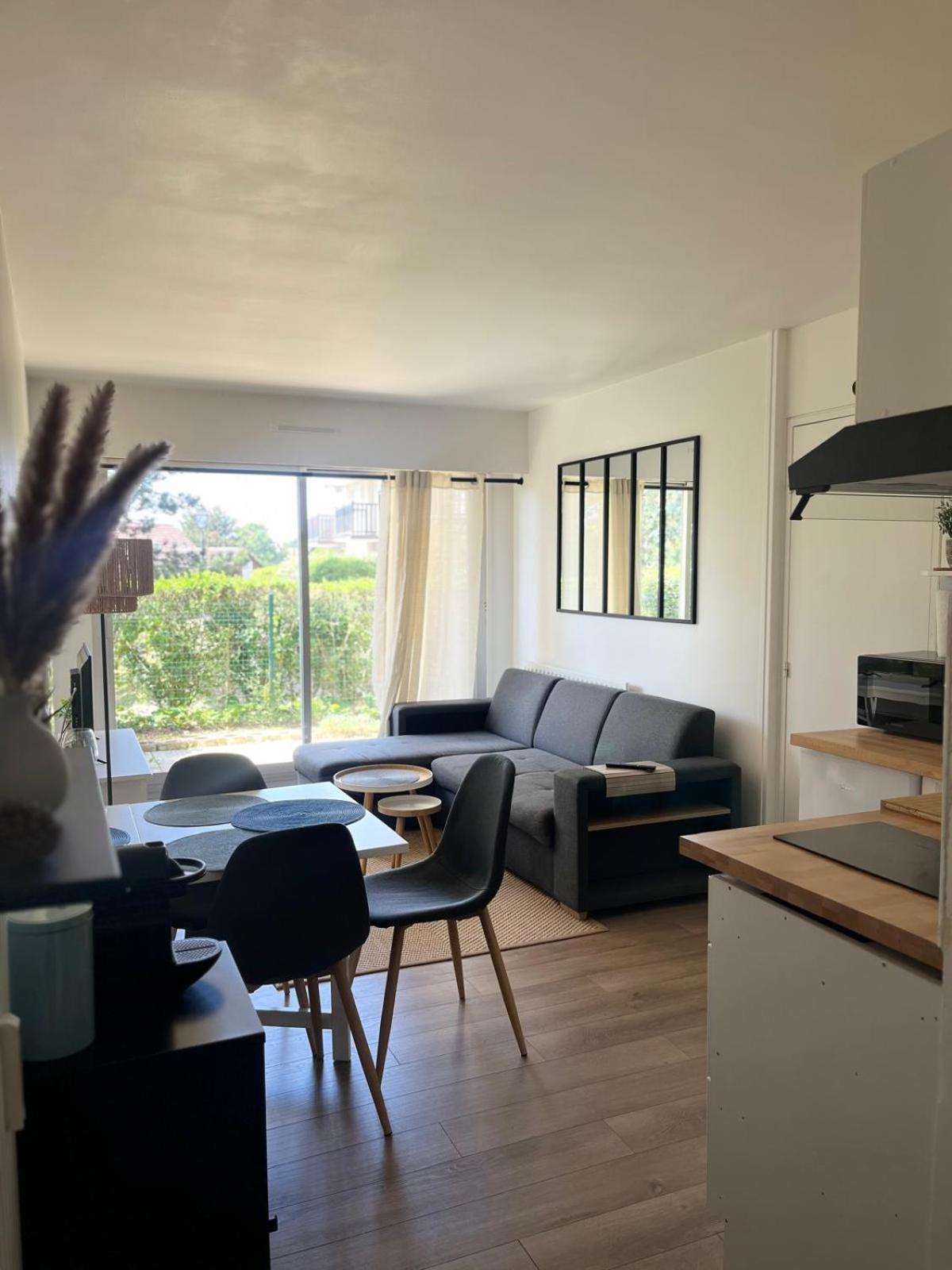 37M With Terrace And Garden Near The Sea Διαμέρισμα Cabourg Εξωτερικό φωτογραφία